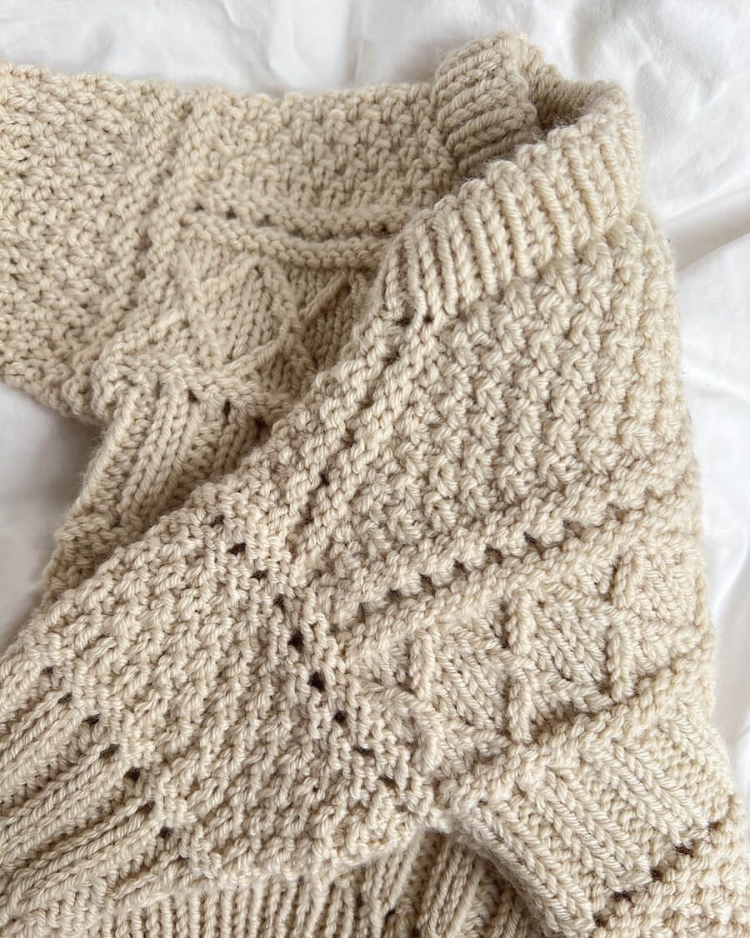Ingrid Sweater Baby - buy knitting pattern online | Maschenfein.com
